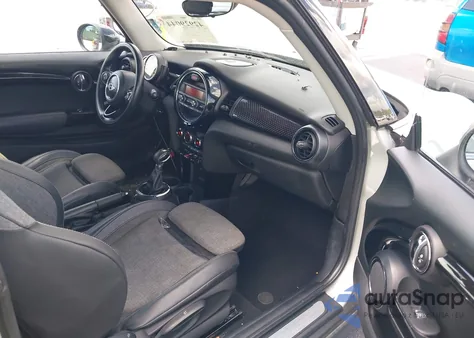 2014 Mini Cooper Cooper from USA, damaged, VIN WMWXM5C56ET933833